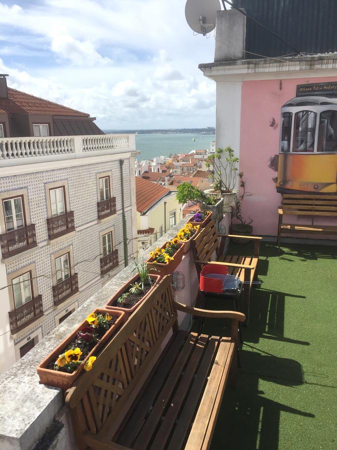 Alfama Patio Apartments Лісабон Екстер'єр фото